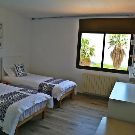Villa Cabrils 홈스테이 *