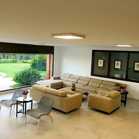 Villa Cabrils * Cabrils